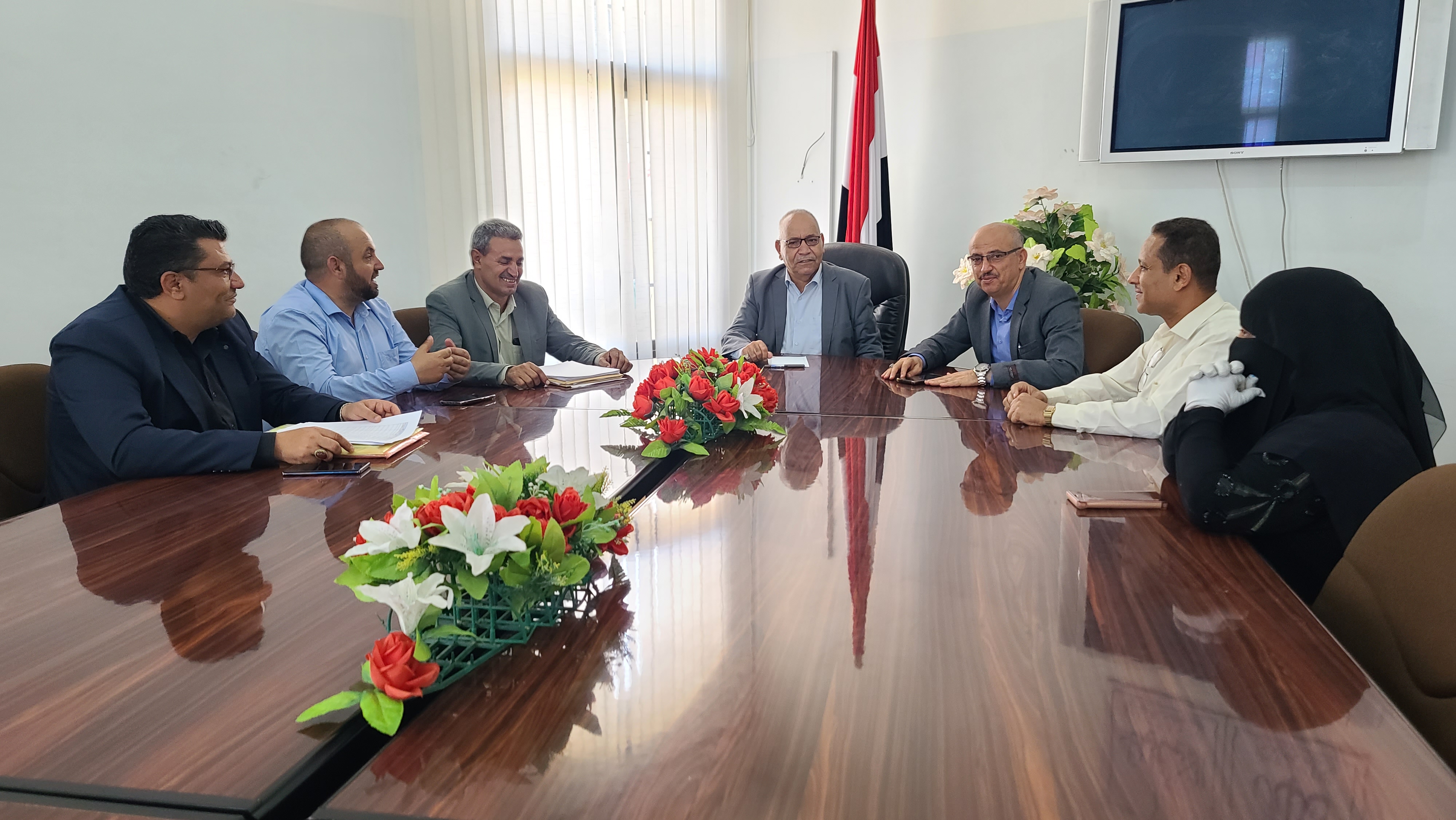 جامعة ذمار تناقش تطوير المعهد المستمر بالجامعة  