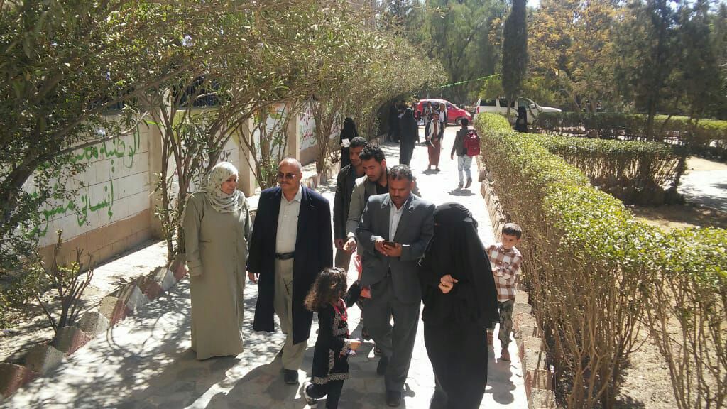 رئيس الجامعة يطلع على مستوى إنجاز إكمال إدخال درجات الطلاب في النظام الإلكتروني في كلية التربية
