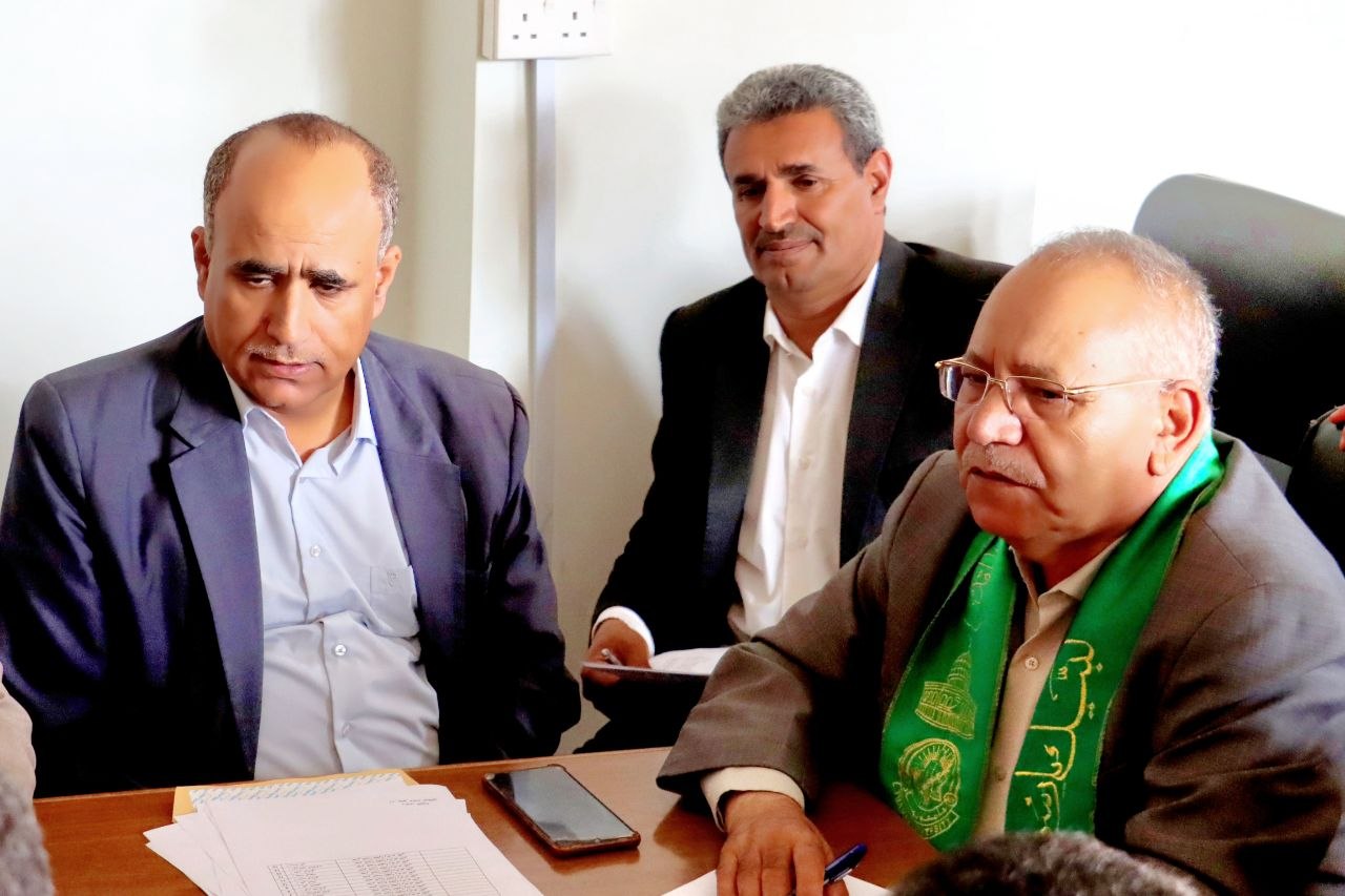 رئيس جامعة ذمار يؤكد استكمال الاستعدادات لإطلاق المؤتمر الدولي السادس للتقنيات الذكية الناشئة وتطبيقاتها (eSmarTA-2026)