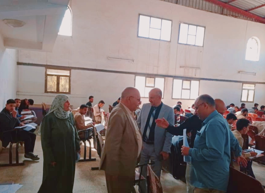   انطلاق الامتحانات النهائية للفصل الدراسي الأول في كلية العلوم الإدارية بجامعة ذمار