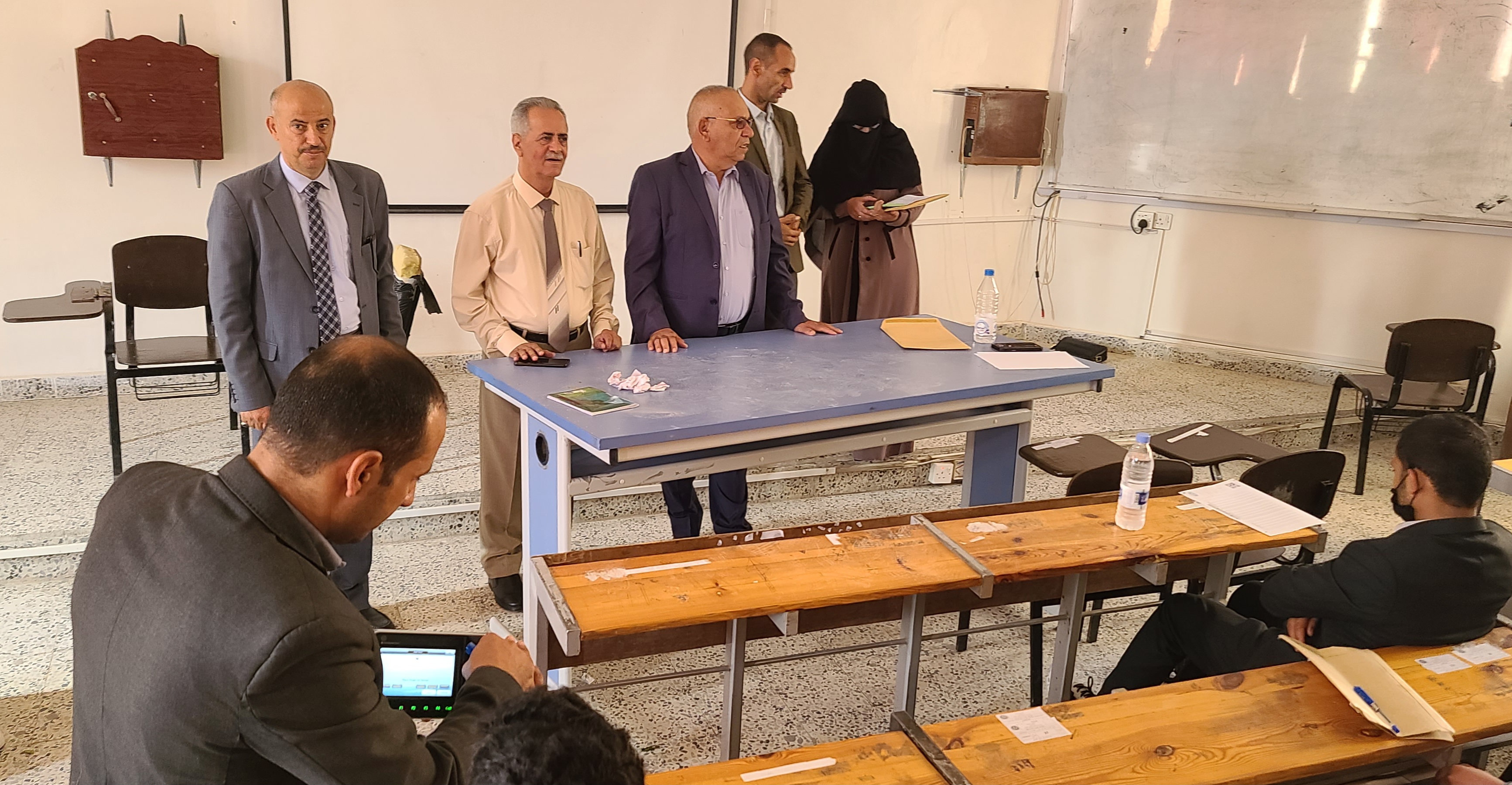 جامعة ذمار تدشن اختبارات المفاضلة لطلبة النفقة الخاصة بكلية الطب البشري